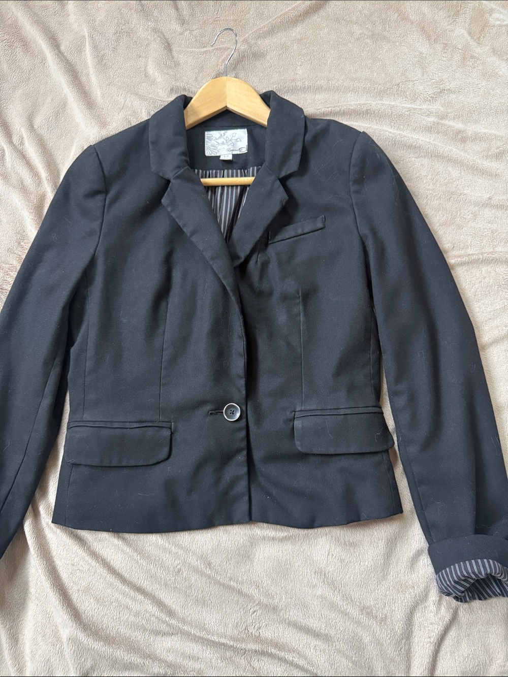 Women’s Black Single-Button Blazer Jacket